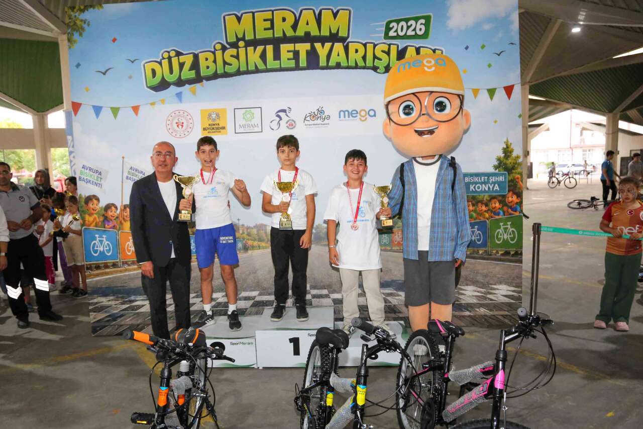 Konya’da 2 binden fazla çocuk pedal çevirdi! 6 haftalık bisiklet maratonu sona erdi 10